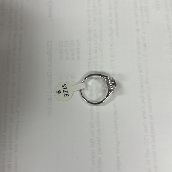 Ring - Picture 2 of 4